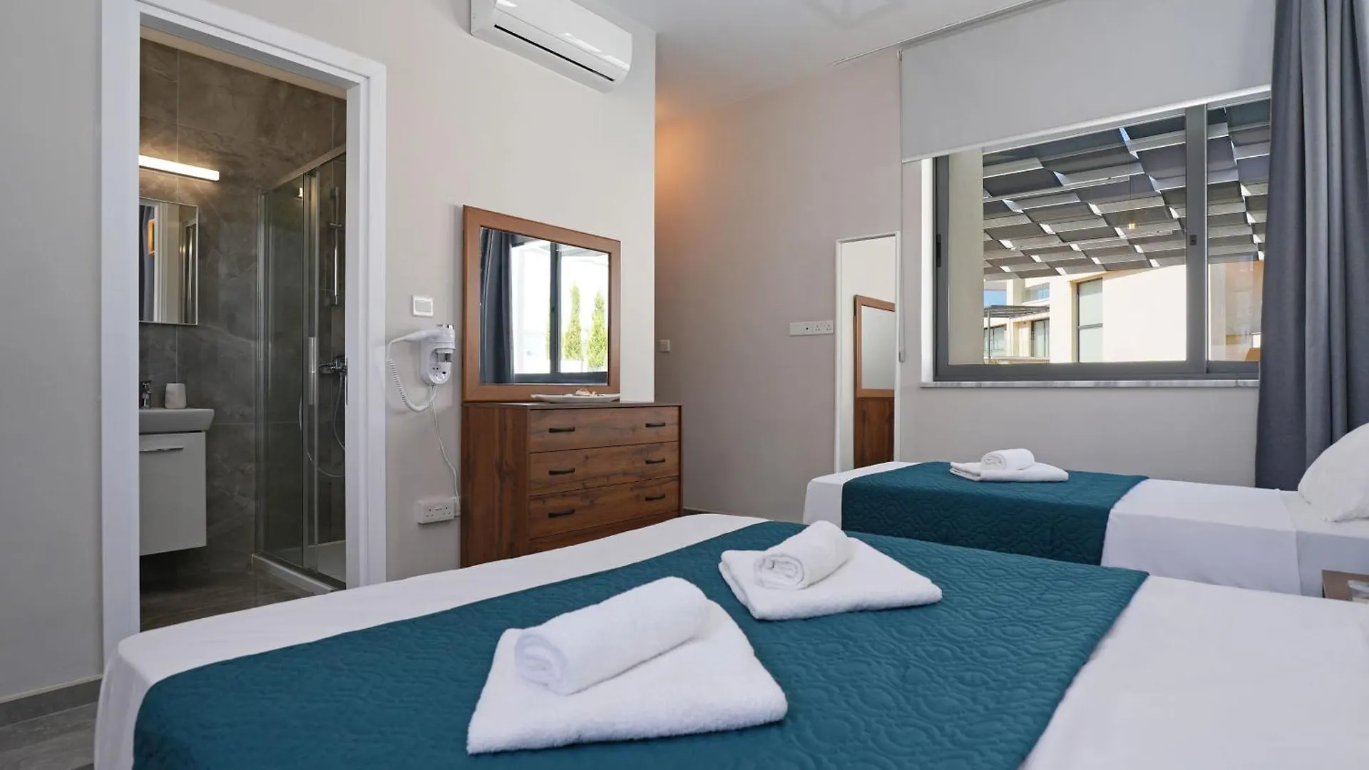פרוטאראס Villa Violeta - 3Bed Bungalow Large Pool