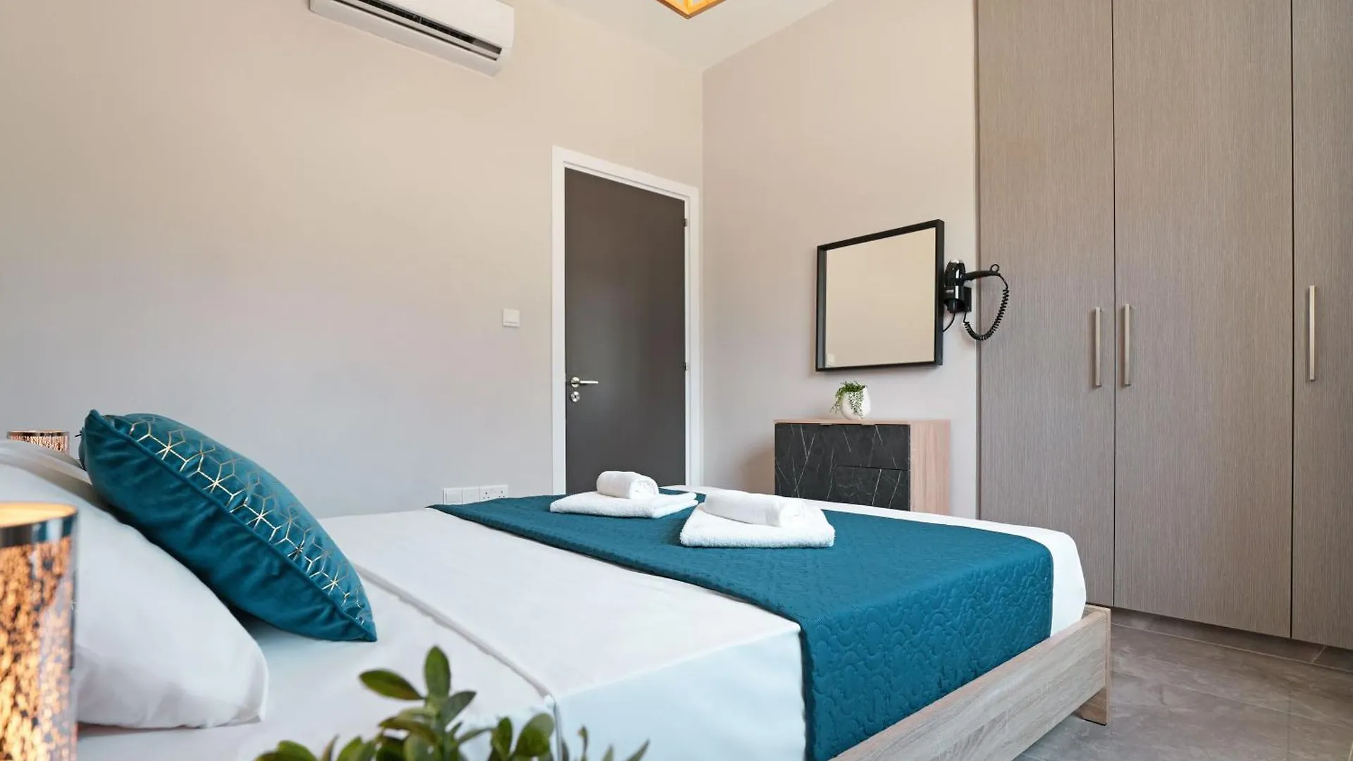 Villa Violeta - 3Bed Bungalow Large Pool Protaras 0*,