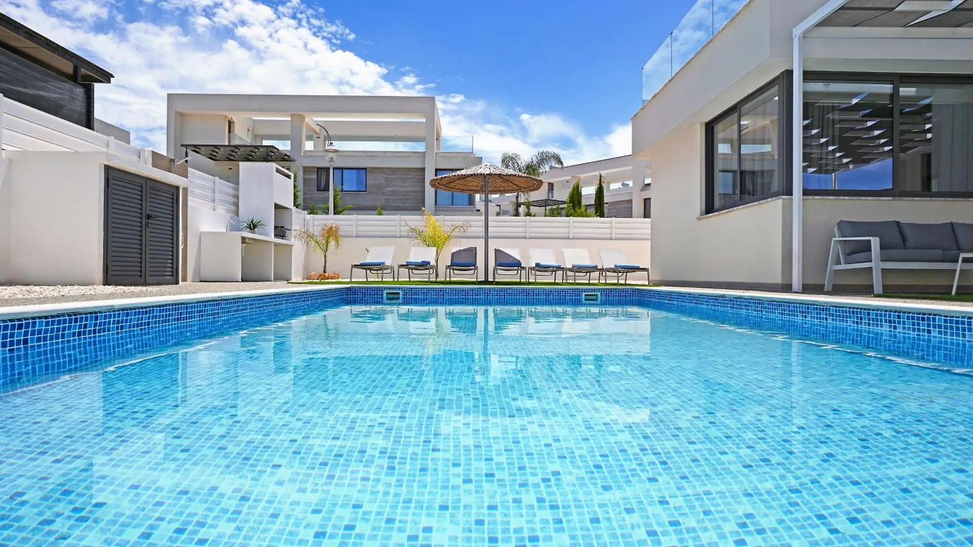 Villa Violeta - 3Bed Bungalow Large Pool Protaras 0*,  Cyprus